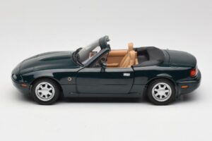 Mazda MX-5 NA Emerald Green Gate 1:18 01017 Metalli — kuva 4 / 8