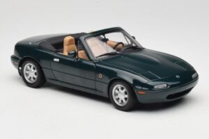 Mazda MX-5 NA Emerald Green Gate 1:18 01017 Metalli — kuva 6 / 8