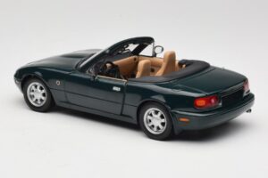 Mazda MX-5 NA Emerald Green Gate 1:18 01017 Metalli — kuva 7 / 8