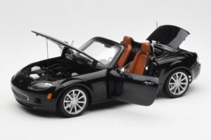 Mazda MX-5 NC Roadster Retractable Hardtop US Spec Musta AUTOart 1:18 75971 Metalli — kuva 2 / 10