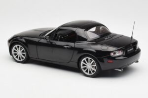 Mazda MX-5 NC Roadster Retractable Hardtop US Spec Musta AUTOart 1:18 75971 Metalli — kuva 9 / 10