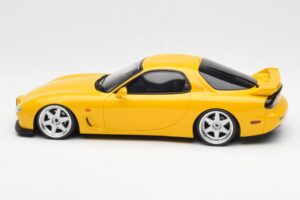 Mazda RX-7 FD Type R Bathurst R Keltainen Otto 1:18 OT397 Hartsi — kuva 3 / 6