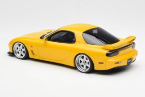 Mazda RX-7 FD Type R Bathurst R Keltainen Otto 1:18 OT397 Hartsi — kuva 5 / 6
