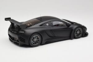 McLaren 12C GT3 Carbon Matta Musta Minichamps 1:18 151121390 Metalli — kuva 2 / 6