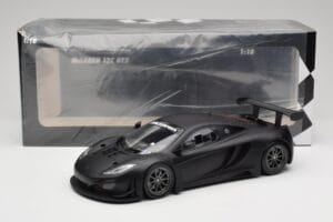 McLaren 12C GT3 Carbon Matta Musta Minichamps 1:18 151121390 Metalli — kuva 6 / 6