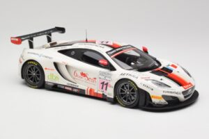 McLaren 12C GT3 #11 Art Grand Prix C. Leclerc / N. Parisy / A. Soucek Spa 24 Hours 2013 Minichamps 1:18 151131311 Metalli — kuva 4 / 6