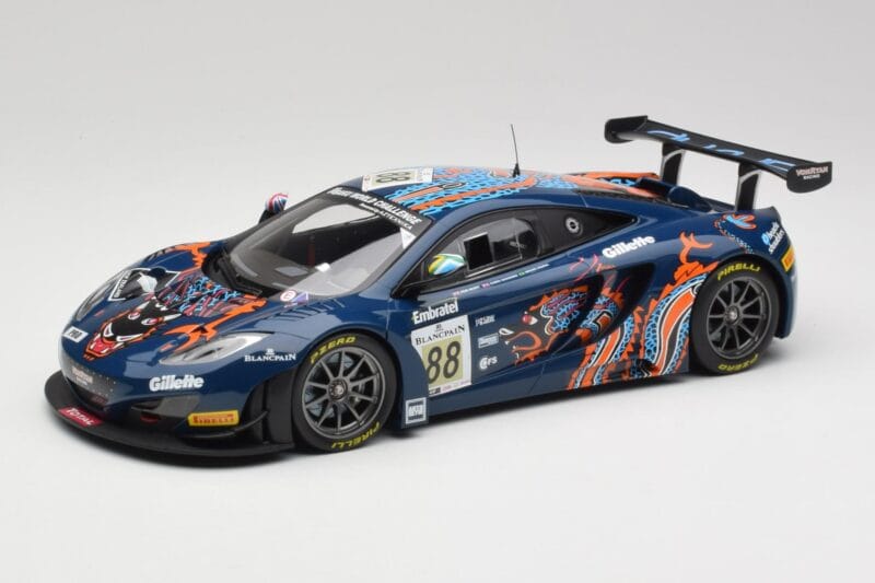 McLaren 12C GT3 #88 Von Ryan Racing A. Barff / T. Goodwin / B. Senna Spa 24 Hours 2013 Minichamps 1:18 151131388 Metalli