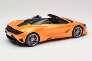 McLaren 750S Spider Papaya Orange GT Spirit 1:18 GT488 Hartsi — kuva 2 / 6