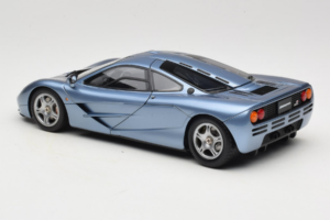 McLaren F1 Sininen LCD 1:18 LCD18014-BU Metalli — kuva 7 / 8