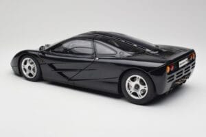 McLaren F1 Blue Metallic Minichamps 1:12 530133130 Metalli — kuva 7 / 8