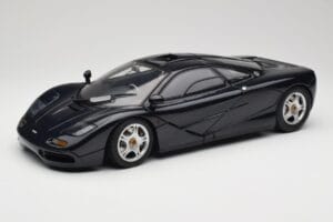 McLaren F1 Dark Blue Metallic Minichamps 1:12 530133128 Metalli
