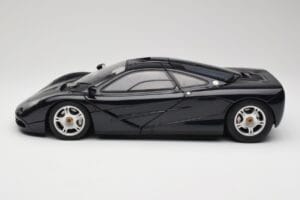 McLaren F1 Dark Blue Metallic Minichamps 1:12 530133128 Metalli — kuva 5 / 9