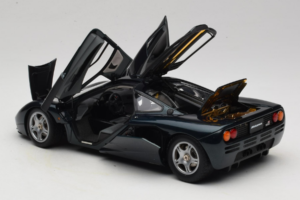 McLaren F1 Vihreä LCD 1:18 LCD18014-GR Metalli — kuva 5 / 8
