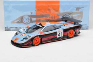 McLaren F1 GTR Gulf #41 P. Gounon / S. Oloffson 24 Hours of Le Mans 1997 Minichamps 1:18 530133741 Metalli — kuva 8 / 8