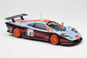 McLaren F1 GTR #41 P-H. Raphanel / C. Gounon / A. Olofsson 24 Hours of Le Mans 1997 UT Models 1:18 39727 Metalli — kuva 6 / 8