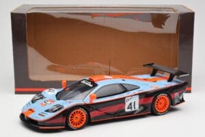 McLaren F1 GTR #41 P-H. Raphanel / C. Gounon / A. Olofsson 24 Hours of Le Mans 1997 UT Models 1:18 39727 Metalli — kuva 8 / 8