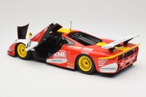 McLaren F1 GTR Gulf Team Davidoff #40 D. O'Rourke / G. Sugden / J. Auberlein 24 Hours of Le Mans 1998 Minichamps 1:18 5301338 — kuva 5 / 8
