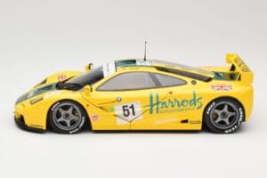 McLaren F1 GTR Harrods Mach One Racing #51 A. Wallace / D. Bell / J. Bell 24 Hours of Le Mans 1995 Minichamps 1:18 530133551  — kuva 4 / 8