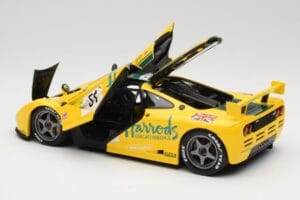 McLaren F1 GTR Harrods Mach One Racing #51 A. Wallace / D. Bell / J. Bell 24 Hours of Le Mans 1995 Minichamps 1:18 530133551  — kuva 5 / 8