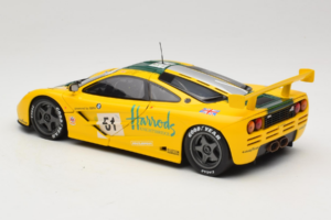 McLaren F1 GTR #51 Mach One Racing Le Mans 1995 UT Models 1:18 530151851 Metalli — kuva 7 / 8