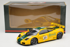 McLaren F1 GTR #51 Mach One Racing Le Mans 1995 UT Models 1:18 530151851 Metalli — kuva 8 / 8