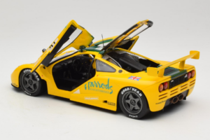 McLaren F1 GTR #51 Mach One Racing Le Mans 1995 UT Models 1:18 530151851 Metalli — kuva 5 / 8