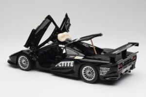 McLaren F1 GTR #41 T. Büscher / R. Gounon 1997 UT Models 1:18 26011 Metalli — kuva 5 / 8