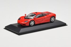 McLaren F1 Punainen Minichamps 1:43 433133438 Metalli — kuva 2 / 4