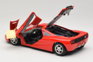 McLaren F1 High Mirror Light Red Guiloy 1:18 67505 Metalli — kuva 5 / 8
