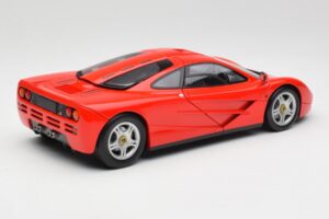 McLaren F1 Magma Punainen Minichamps 1:18 530133422 Metalli — kuva 3 / 8