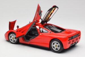 McLaren F1 Magma Punainen Minichamps 1:18 530133422 Metalli — kuva 5 / 8