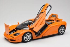 McLaren F1 Oranssi Minichamps 1:12 530133131 Metalli — kuva 2 / 9