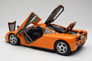 McLaren F1 Oranssi Minichamps 1:12 530133131 Metalli — kuva 6 / 9