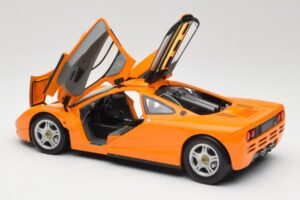 McLaren F1 Oranssi Minichamps 1:18 530133421 Metalli — kuva 5 / 8