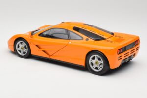 McLaren F1 Oranssi Minichamps 1:18 530133421 Metalli — kuva 7 / 8