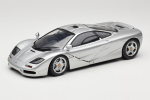 McLaren F1 Hopea UT Models 1:18 530133180-R1 Metalli