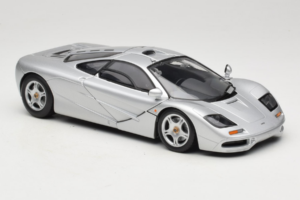 McLaren F1 Hopea UT Models 1:18 530133180 Metalli — kuva 6 / 8