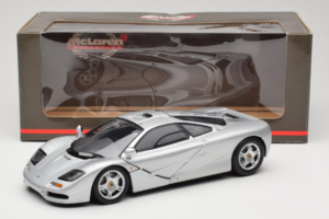 McLaren F1 Hopea UT Models 1:18 530133180 Metalli — kuva 8 / 8