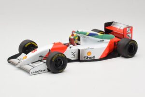 McLaren MP4/8 Ford #8 A. Senna Winner Australian GP 1993 Minichamps 1:18 540933838 Metalli