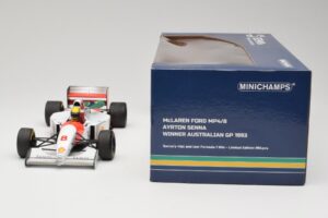 McLaren MP4/8 Ford #8 A. Senna Winner Australian GP 1993 Minichamps 1:18 540933838 Metalli — kuva 7 / 7