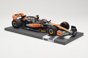 McLaren MCL60 #81 O. Piastri F1 2023 Minichamps 1:18 537231881 Metalli — kuva 4 / 6