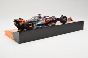 McLaren MCL60 #81 O. Piastri Australian GP 2023 Minichamps 1:18 533231881 Metalli — kuva 3 / 5