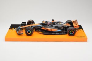 McLaren MCL60 #81 O. Piastri Australian GP 2023 Minichamps 1:18 533231881 Metalli