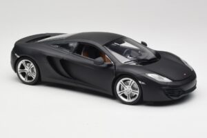 McLaren MP4-12C Matt Satellite Harmaa Minichamps 1:18 110133024 Metalli — kuva 6 / 8