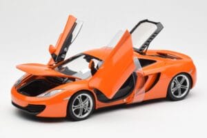 McLaren MP4-12C Oranssi AUTOart 1:18 76006 Metalli — kuva 2 / 8