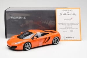 McLaren MP4-12C Oranssi AUTOart 1:18 76006 Metalli — kuva 8 / 8