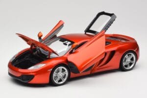 McLaren MP4-12C Orange Metallic Minichamps 1:18 110133020 Metalli — kuva 2 / 8