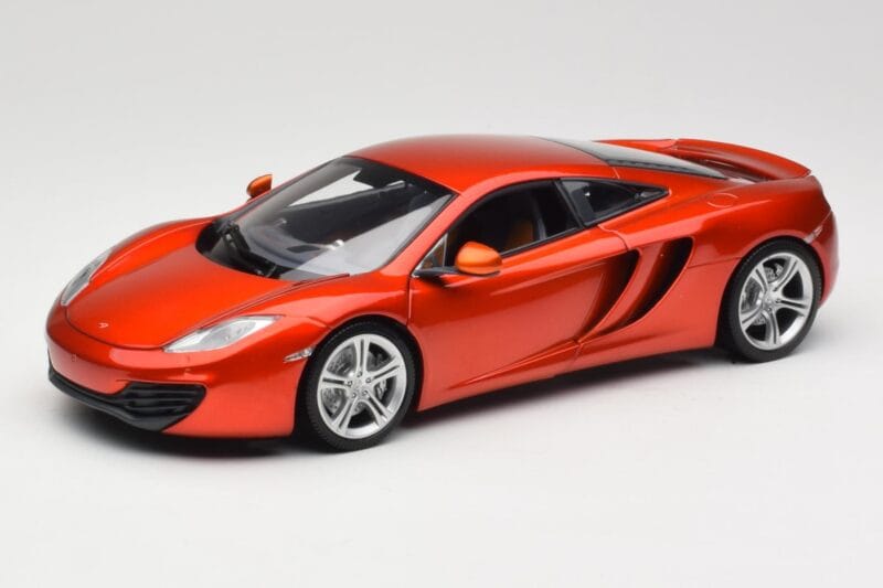 McLaren MP4-12C Orange Metallic Minichamps 1:18 110133020 Metalli