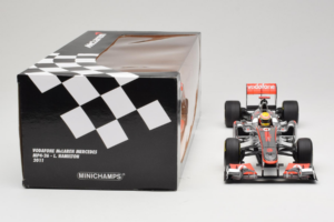 McLaren MP4-26 Mercedes #3 L. Hamilton Vodafone McLaren F1 2011 Minichamps 1:18 530111803 Metalli — kuva 7 / 7