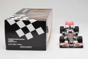 McLaren MP4-27 Mercedes #3 J. Button Vodafone McLaren Showcar F1 2012 Minichamps 1:18 530121873 Metalli — kuva 7 / 7